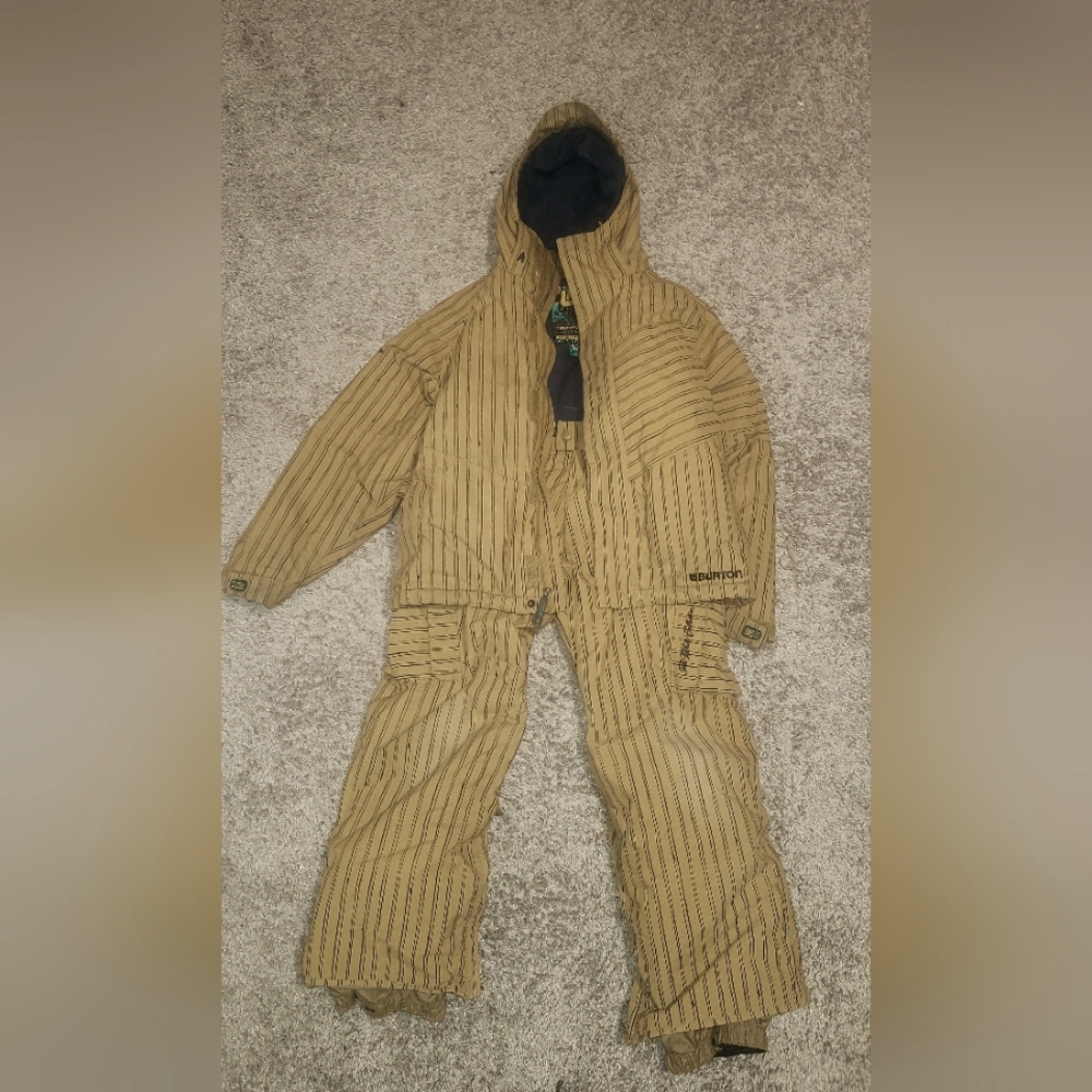 Boy Burton jacket coat and snow pants set Size L